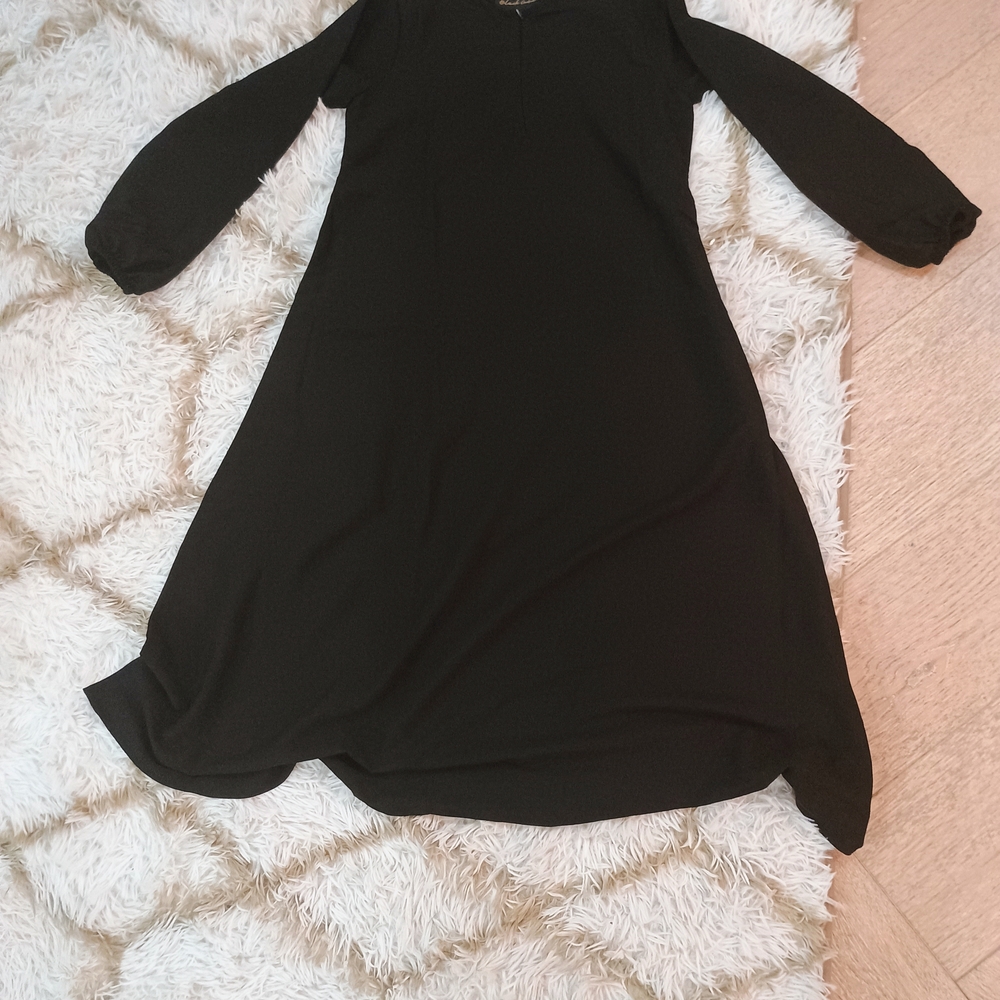 Elegant Black Girl's Abaya